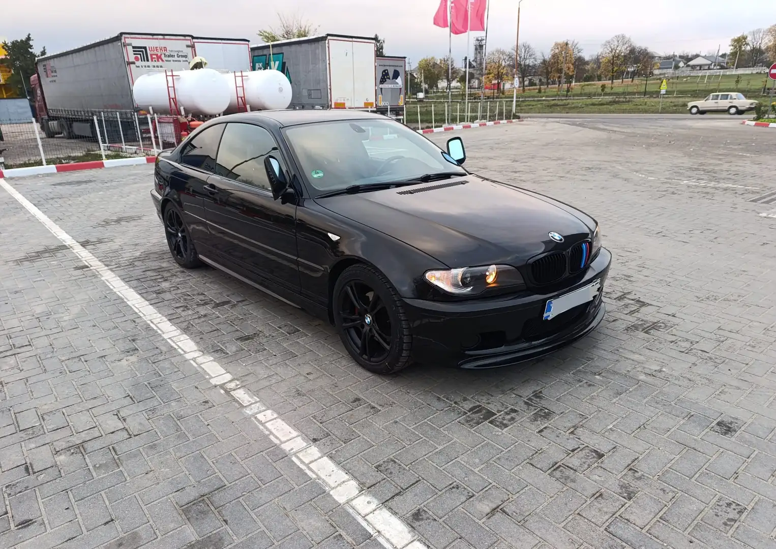 BMW 325 325 Ci Aut. Edition Sport Schwarz - 2