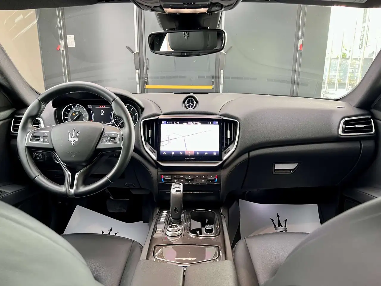 Maserati Ghibli 2021 — фото 15