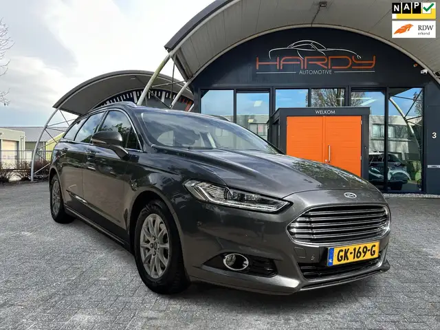 Ford Mondeo Wagon 1.5 Titanium Dealer onderhouden Trekhaak NL