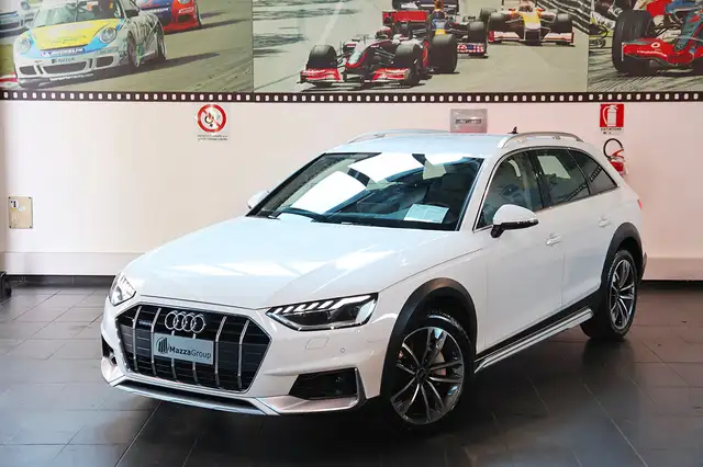 Audi A4 allroad 40 TDI S-Tronic Identity Contrast - PELLE/VIRTUAL/ADAS
