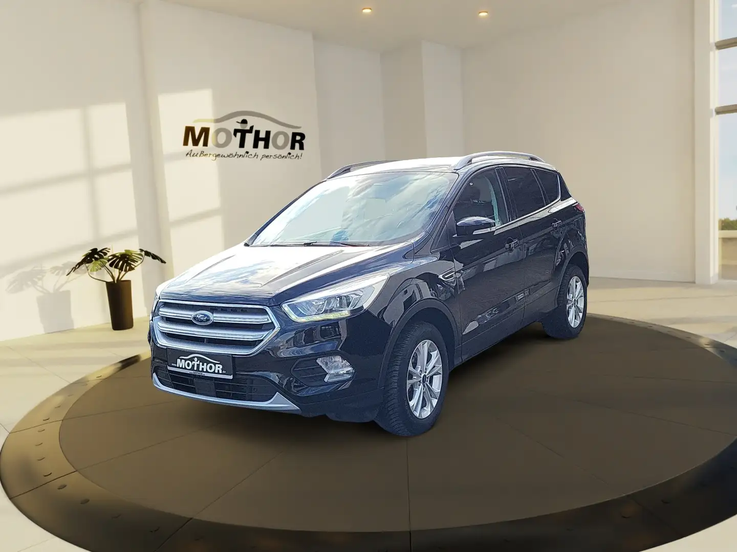 Ford Kuga 2.0 TDCi Titanium ACC AHK SpurH DynLi LM Schwarz - 2