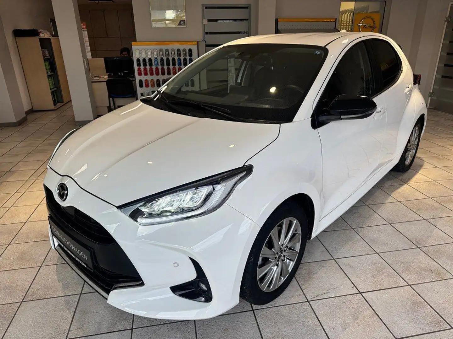 Mazda 2 Hybrid 116 PS AT FWD Select,Head-Up, LED-Schei White - 1