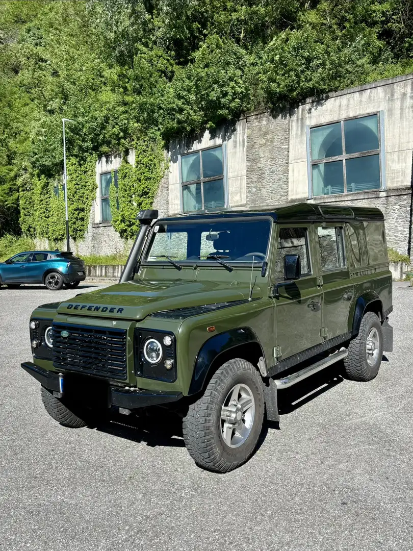 Land Rover Defender 110 Station Wagon SE - 1