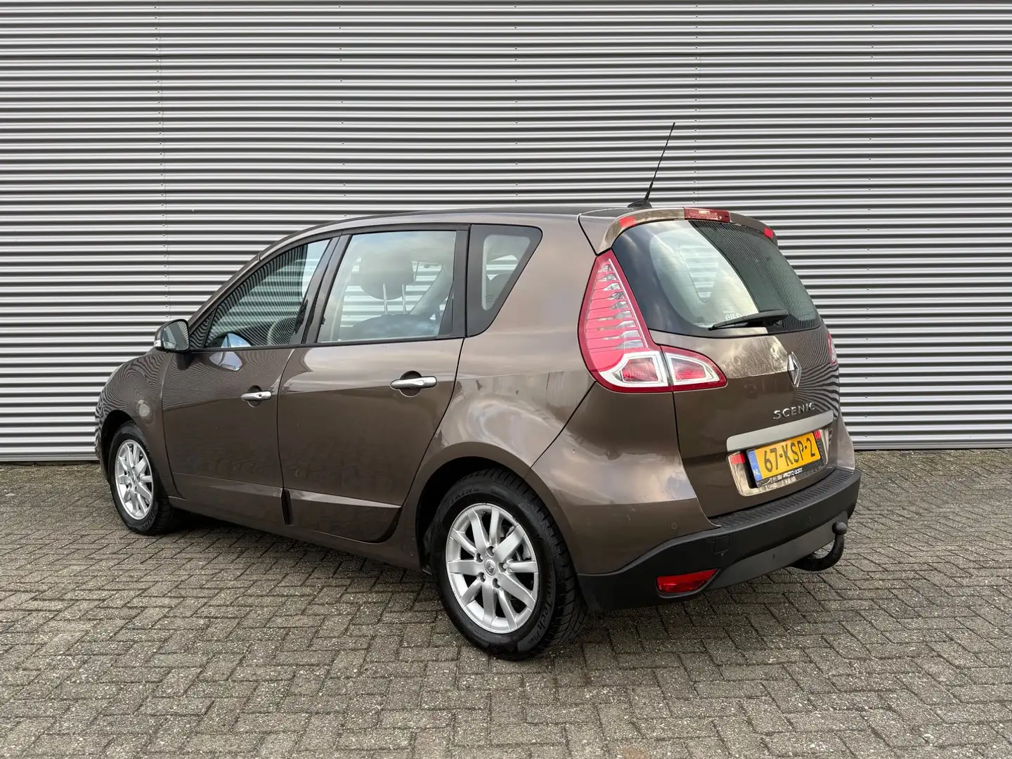 Renault Scenic 2.0 Privilege | Automaat | Leer | Trekhaak | Bruin - 2
