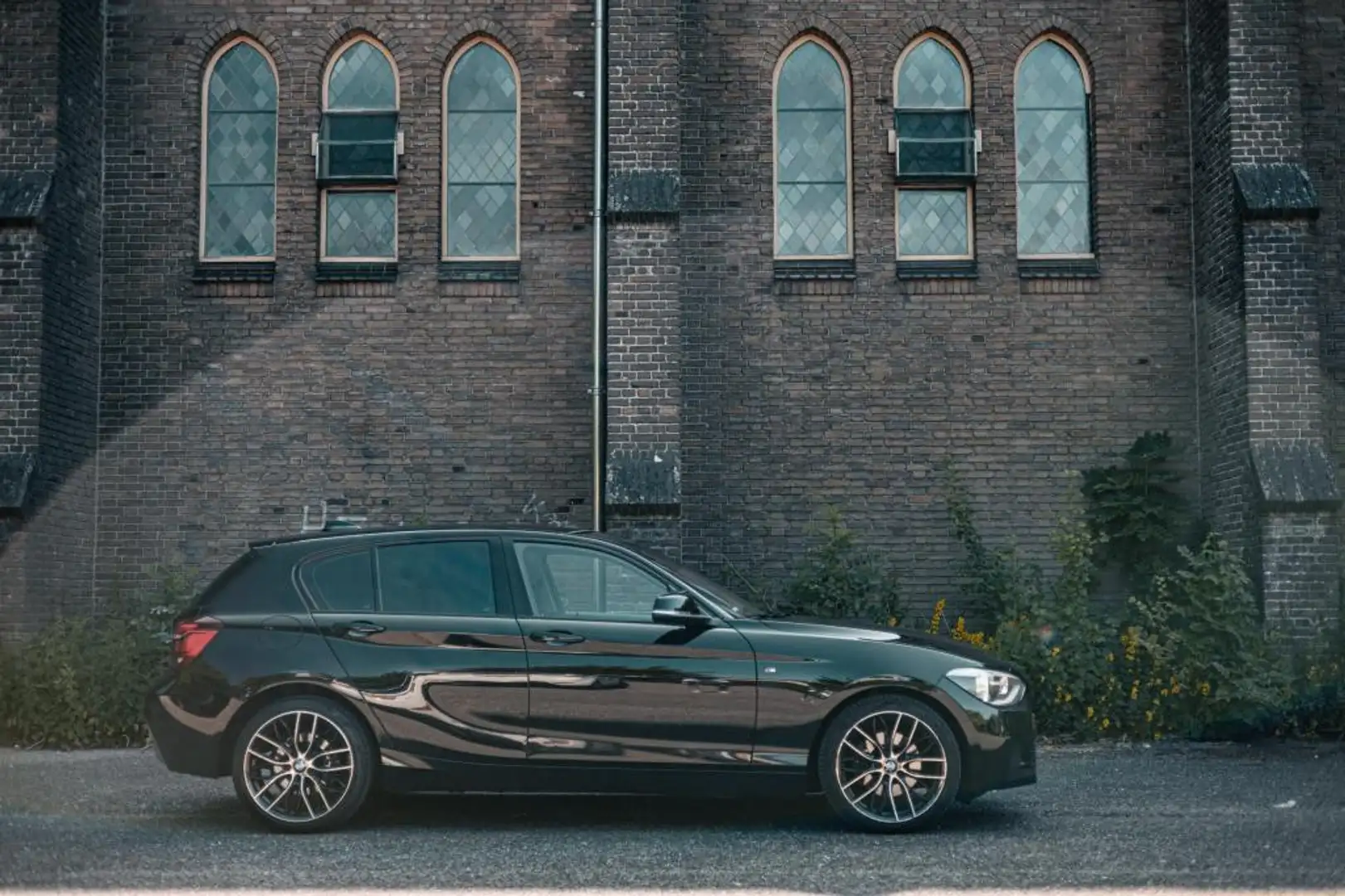 BMW 118 1-serie 118i Business | M-Pakket | Goed onderhoude Zwart - 1