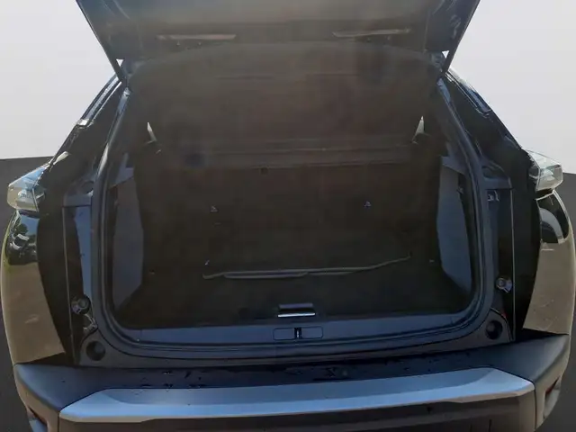 Peugeot 2008 view 9