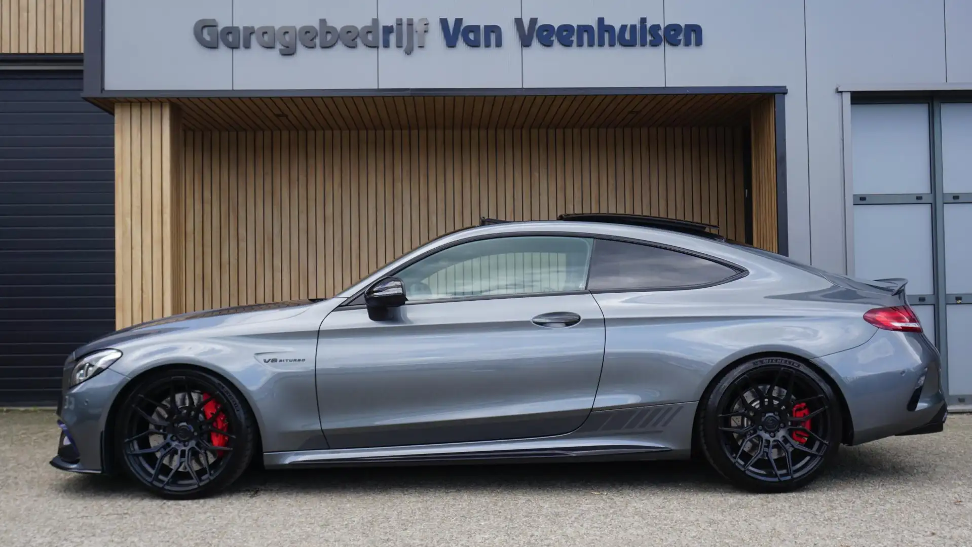 Mercedes-Benz C 63 AMG Coupé S 510pk! Edition 1 Pano.Dak Burmster Head-up Grijs - 2