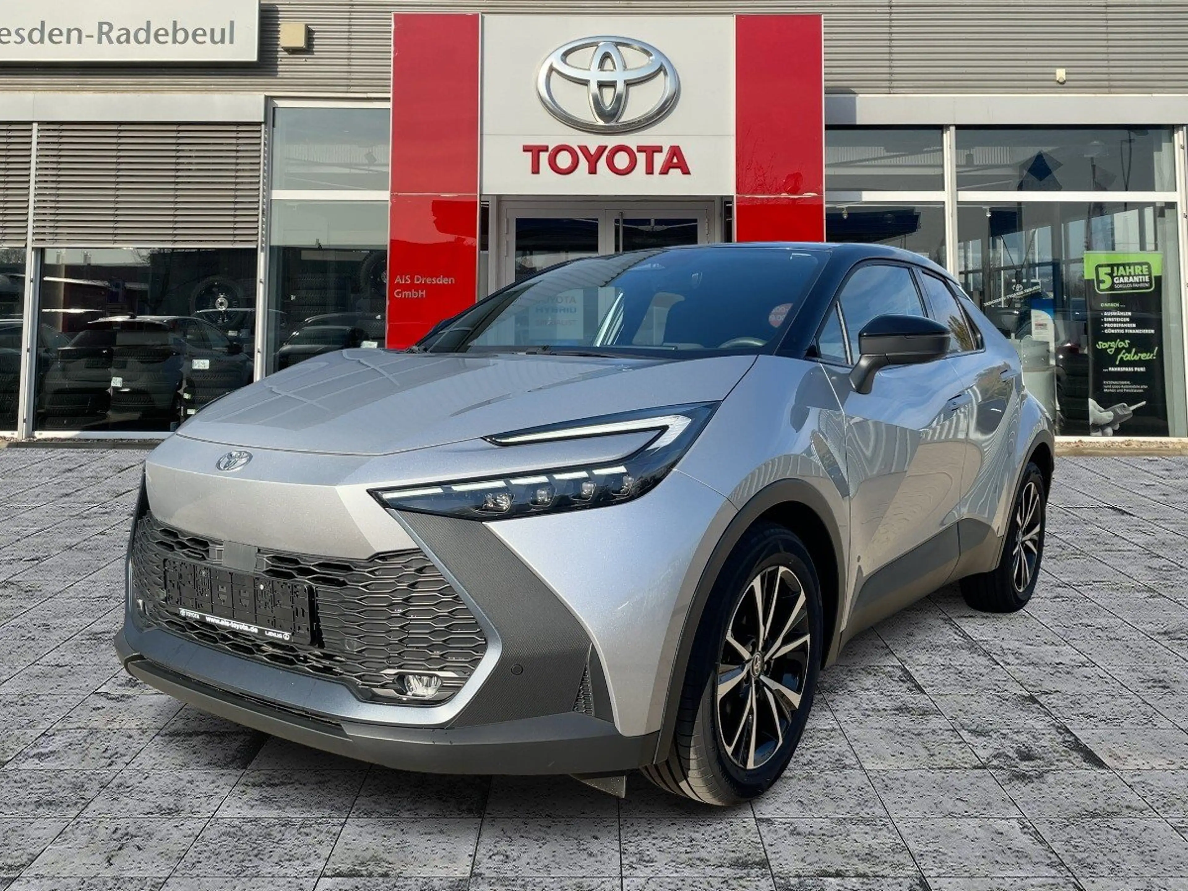 Toyota C-HR 2.0 Hybrid Team Deutschland ACC+LED+Navi+SHZ — photo 2