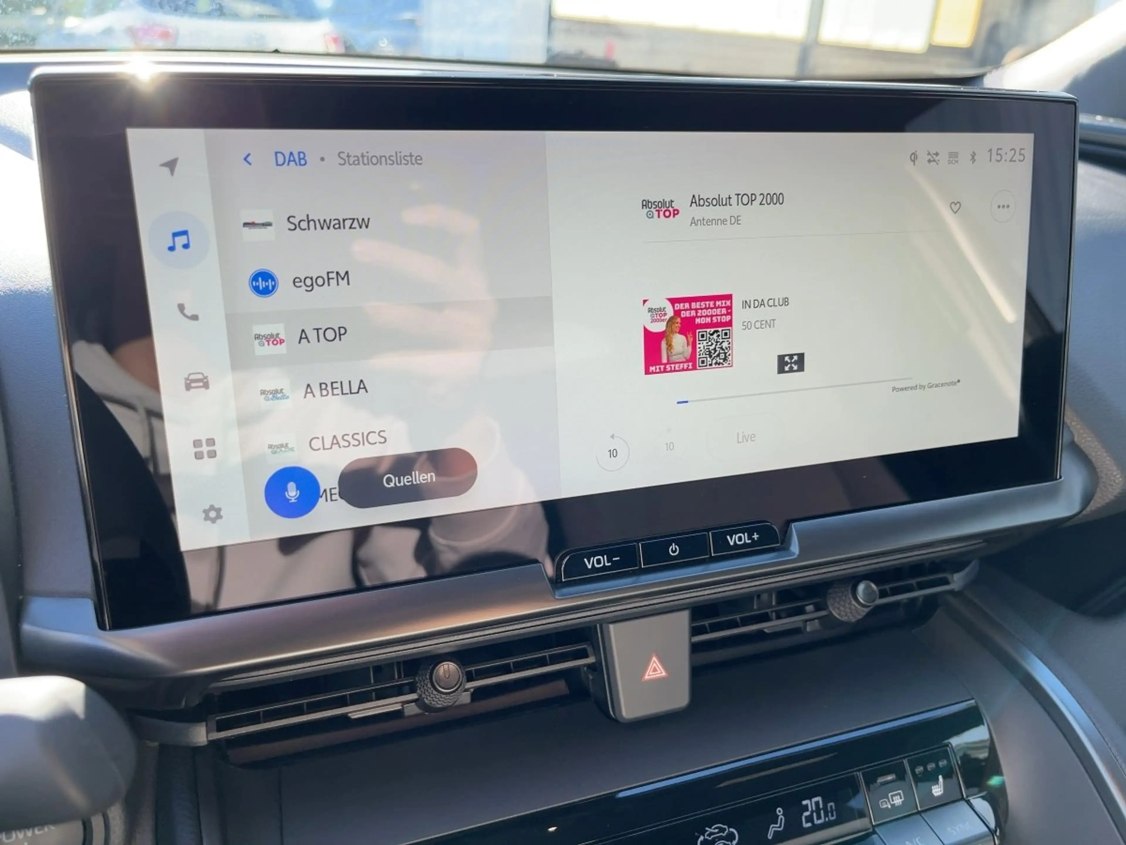 Toyota C-HR 2.0 Hybrid Team Deutschland ACC+LED+Navi+SHZ — photo 15