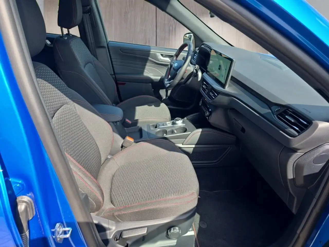 Ford Kuga ST-Line 2,5 FHEV 180PS 5*J.Gar/LED/Navi/Winterp., миниатюра 16