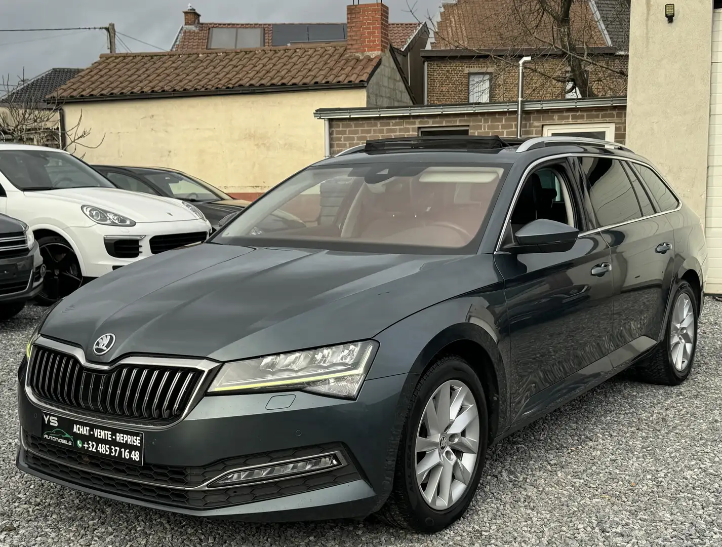 Skoda Superb Superb Combi 2.0 CR TDi DSG Gris - 1