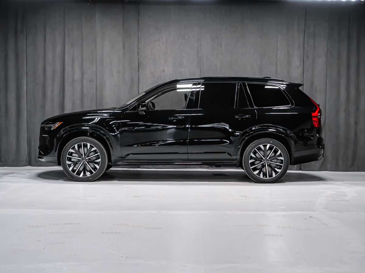 2026 Volvo XC90 Plus 7-Seater (Dark Theme) alt 3