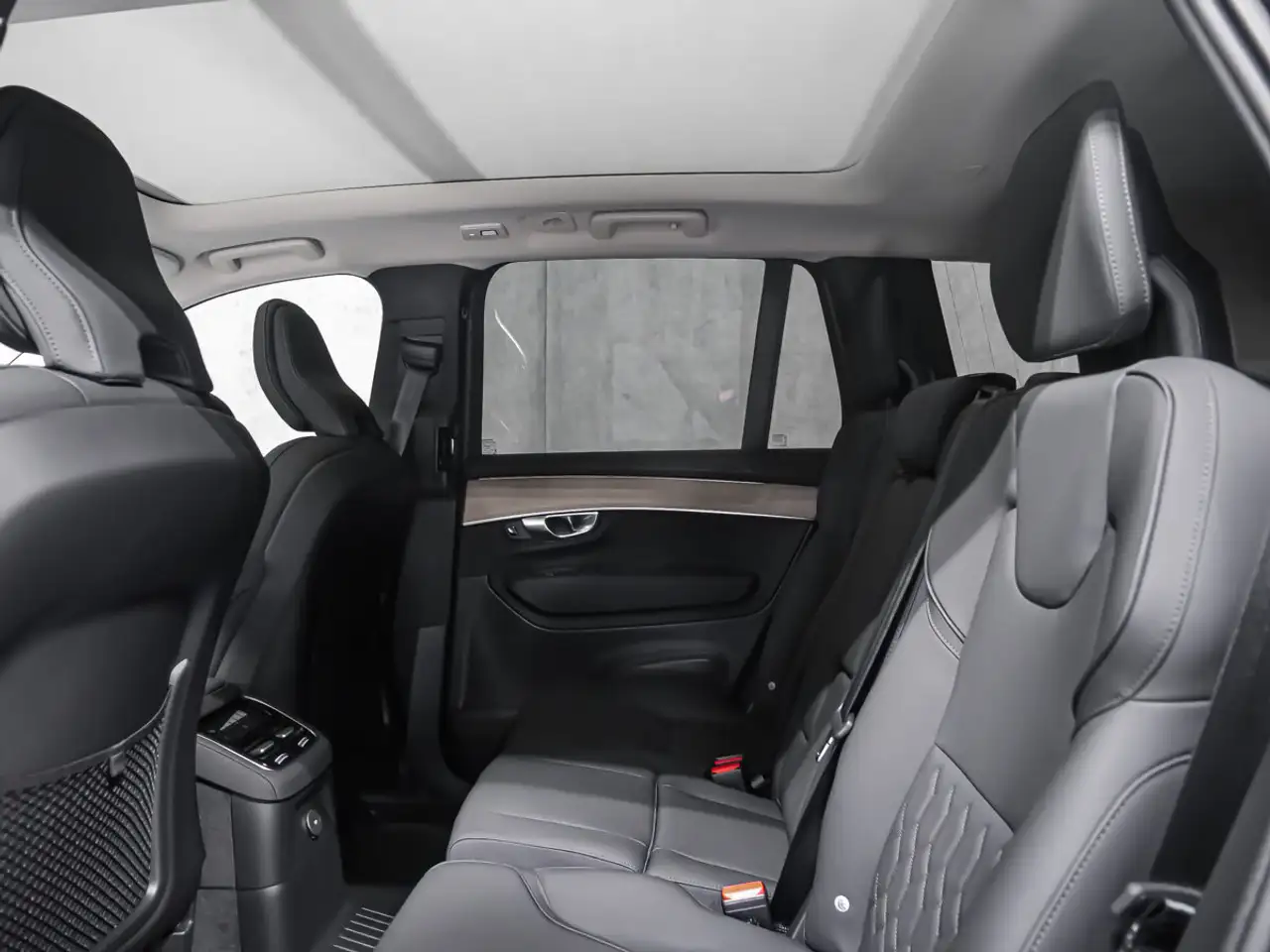 Volvo XC90 снимка Volvo XC90