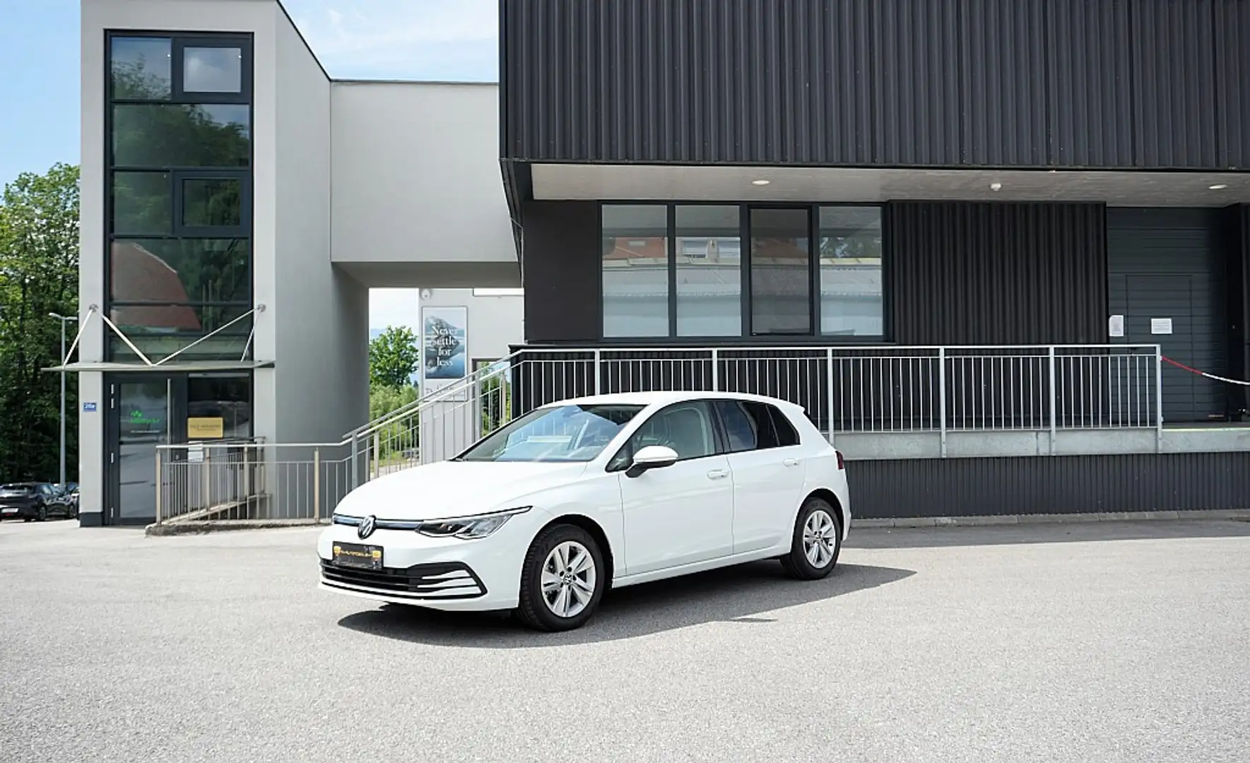 Volkswagen Golf 2,0 TDI Life, DSG, ACC, Line Assistent, Kamera Blanc - 1