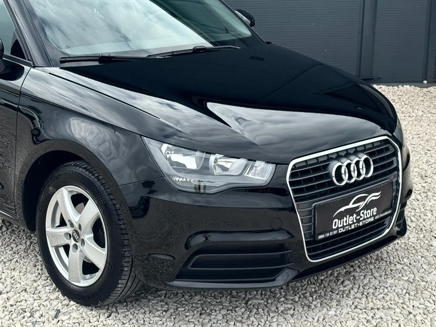 Audi A1 attraction*1.Besitz*Sonderlack*Nur 46.000KM*TOP* Schwarz - 2