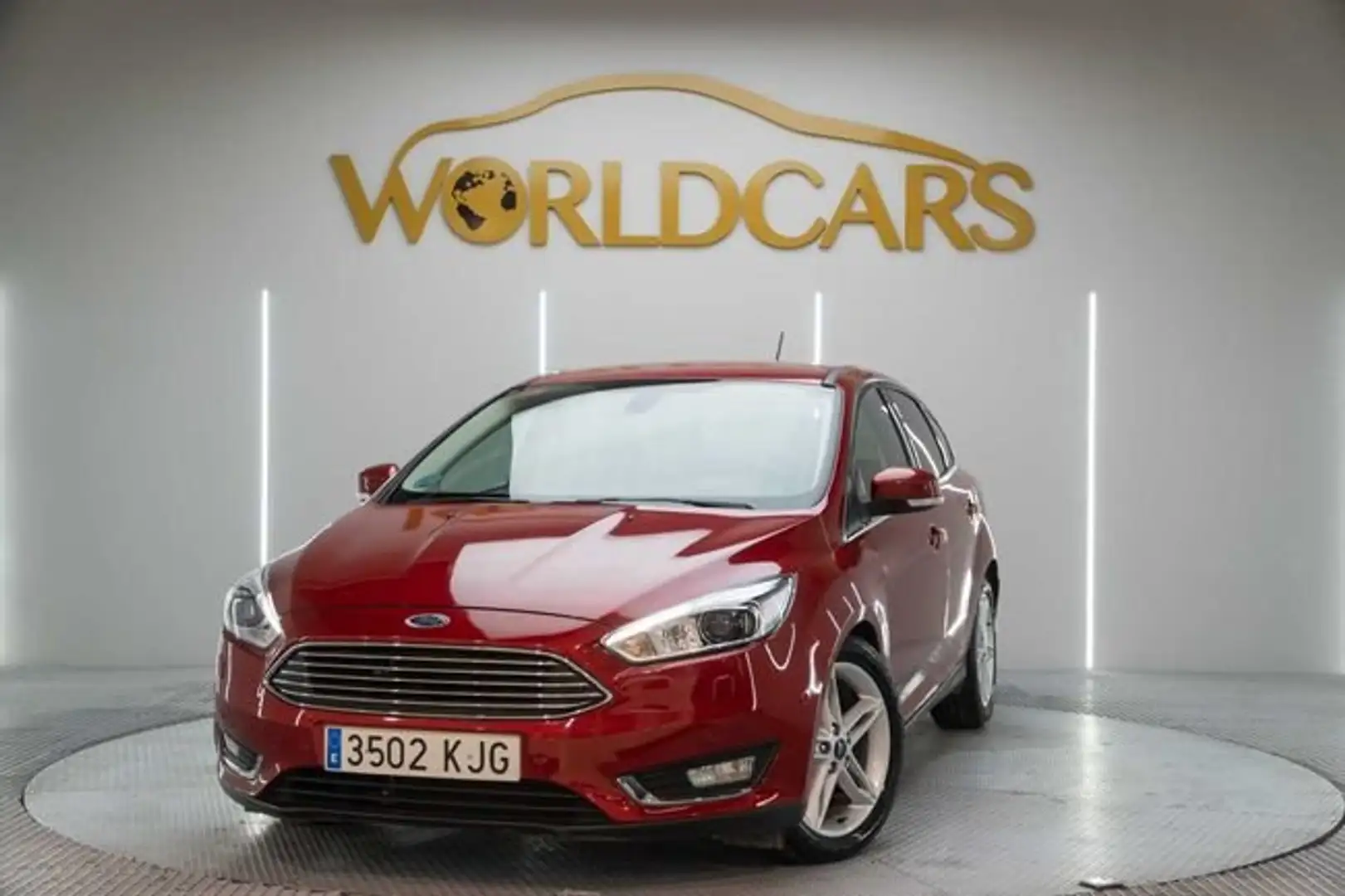 Ford Focus 1.5 Ecoblue 88kW Trend+ Auto Burdeos - 1