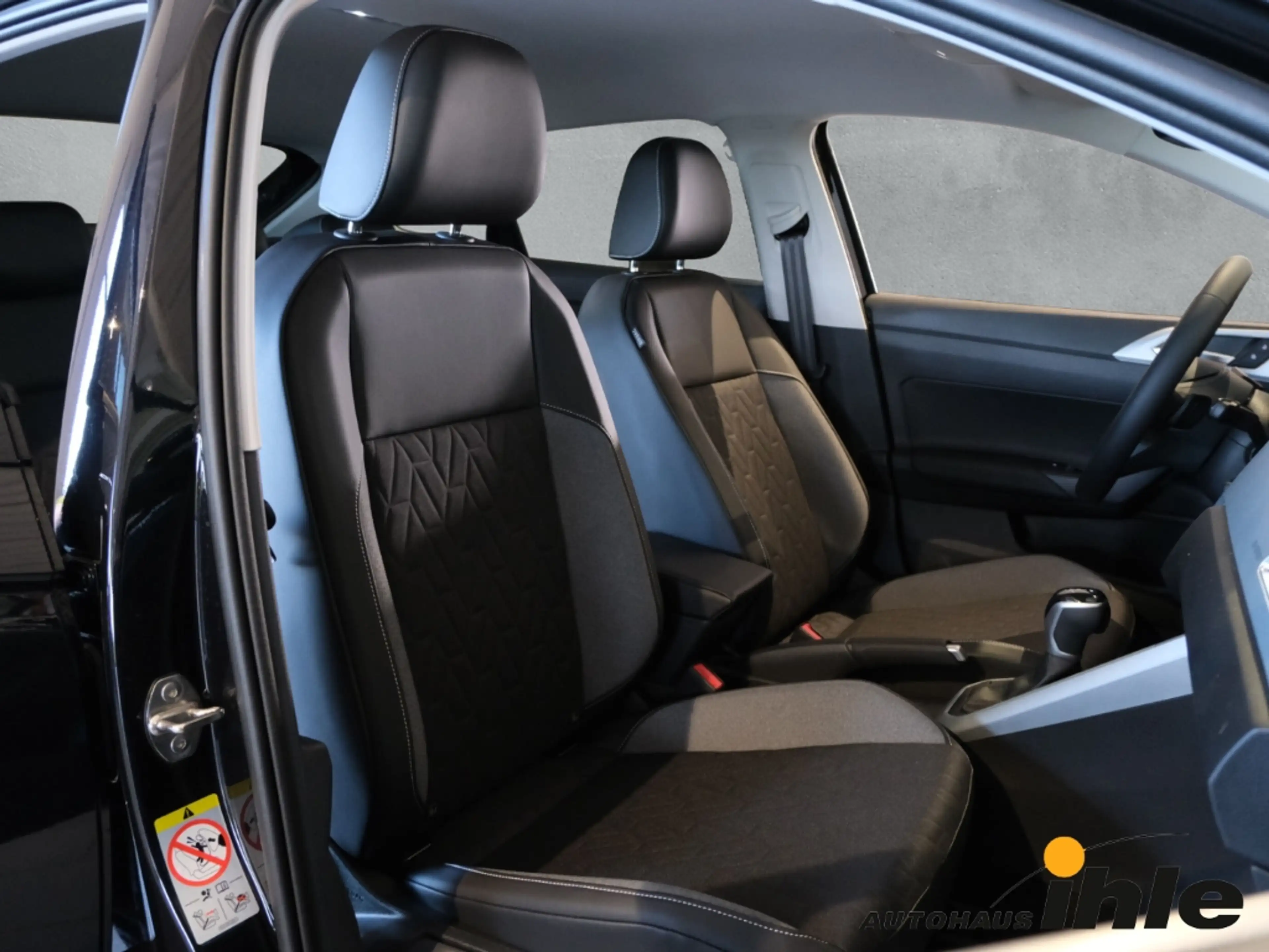 Volkswagen Taigo Energy 1,0 TSI DSG AHK+R-FAHRKAMERA+ACC — photo 4