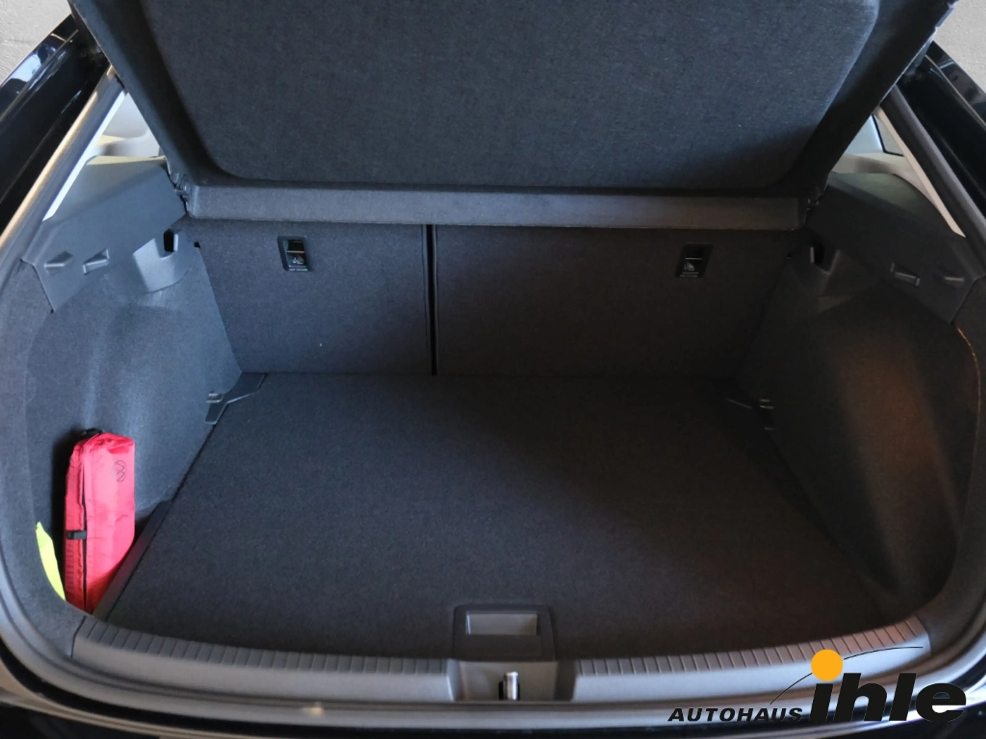 Volkswagen Taigo Energy 1,0 TSI DSG AHK+R-FAHRKAMERA+ACC — photo 7