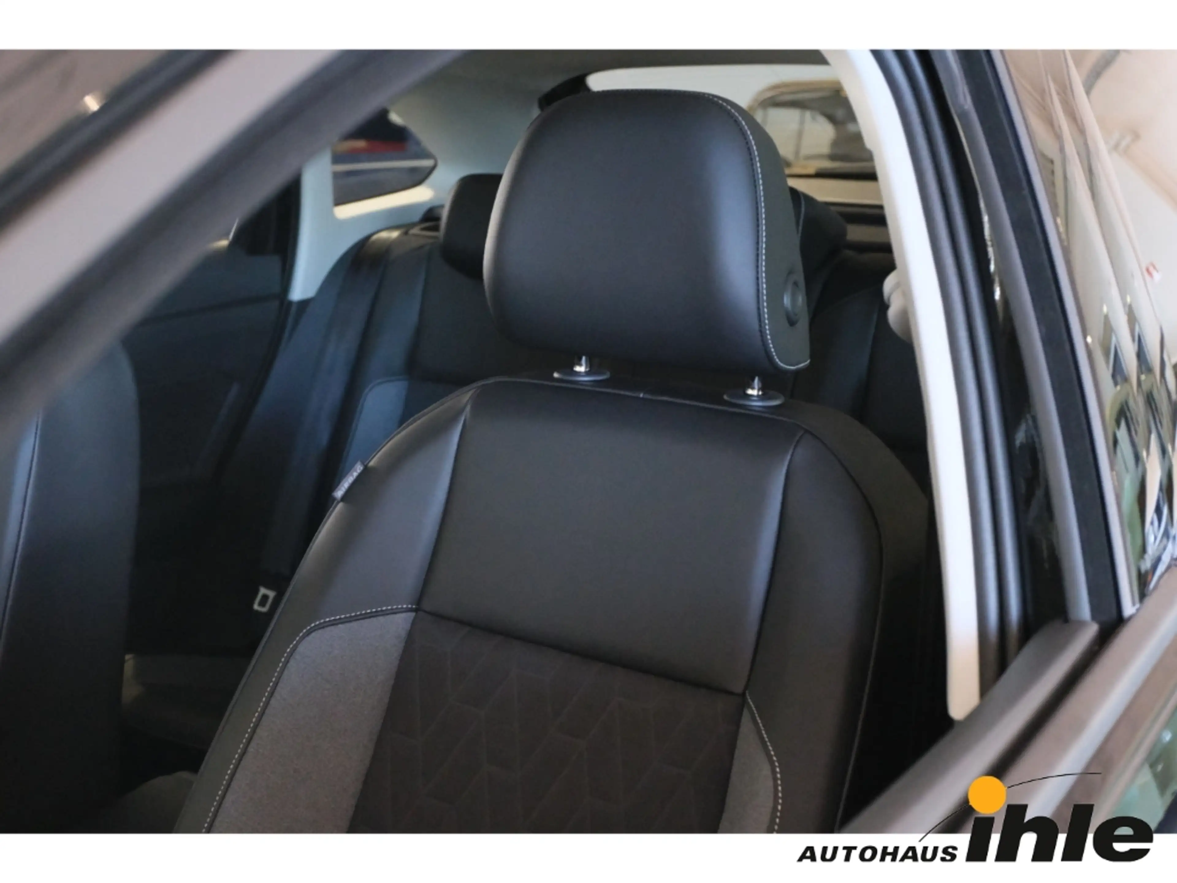 Volkswagen Taigo Energy 1,0 TSI DSG AHK+R-FAHRKAMERA+ACC — photo 12