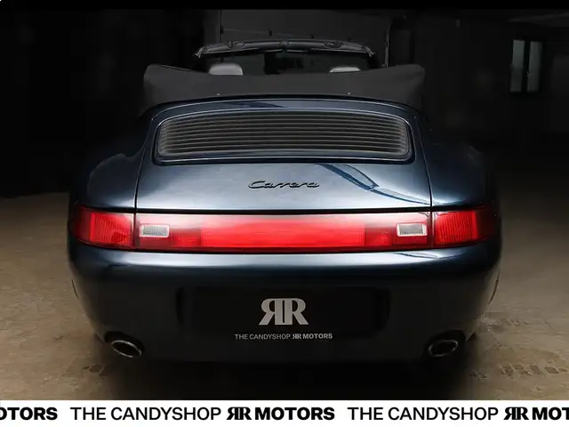 Porsche 993 911 993 Carrera Cabrio *Sonderfarbe_Amazonasgrü... Ansicht 6