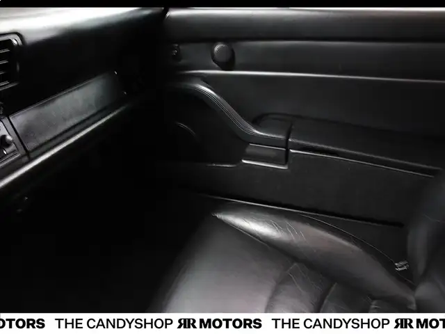 Porsche 993 911 993 Carrera Cabrio *Sonderfarbe_Amazonasgrü... Ansicht 24