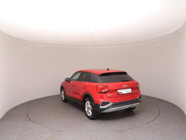 Audi Q2 view 5