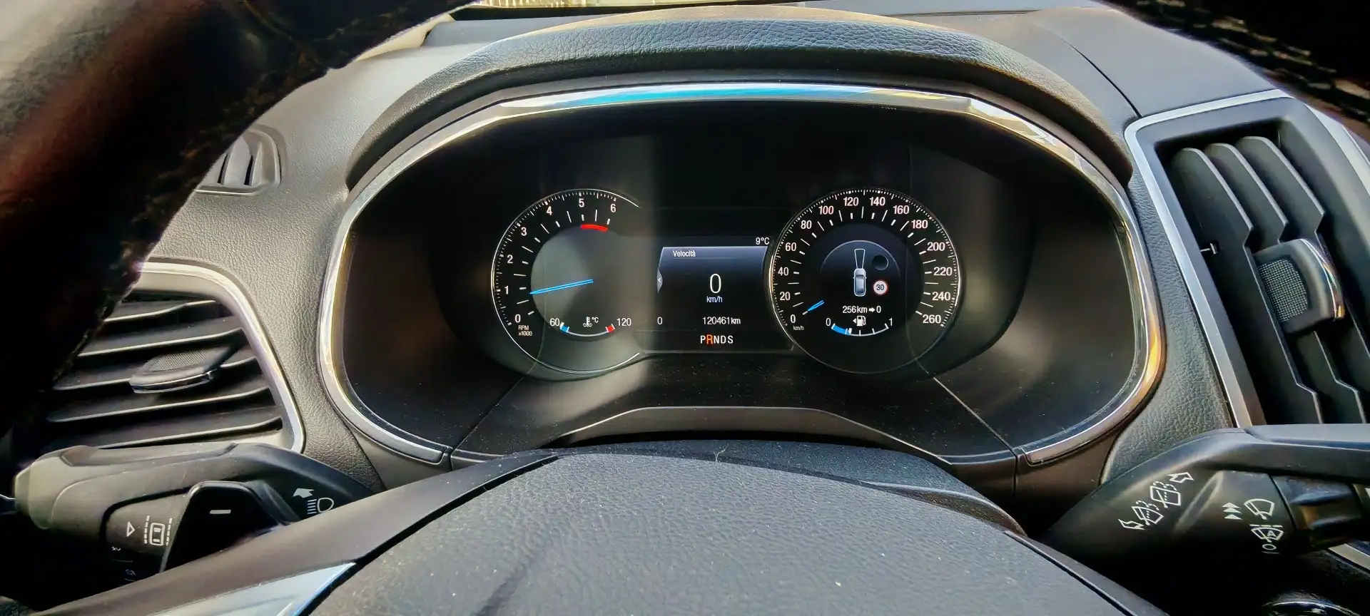 Ford Edge 2.0 tdci Titanium s&s awd 210cv powershift - 2