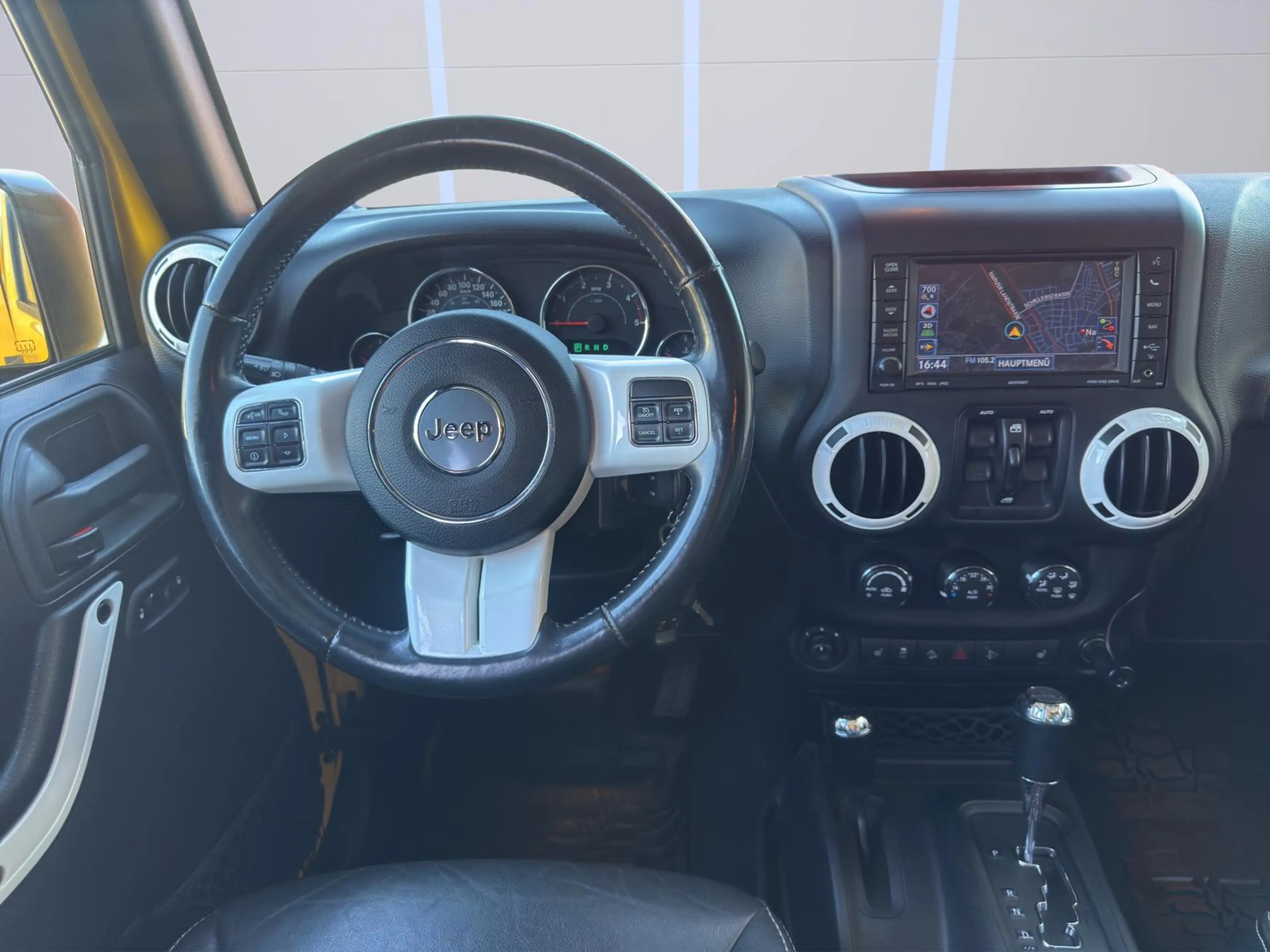 Jeep Wrangler SAHARA/Mountain X AEV WINDE BF GOODRICH LED XENON — photo 22