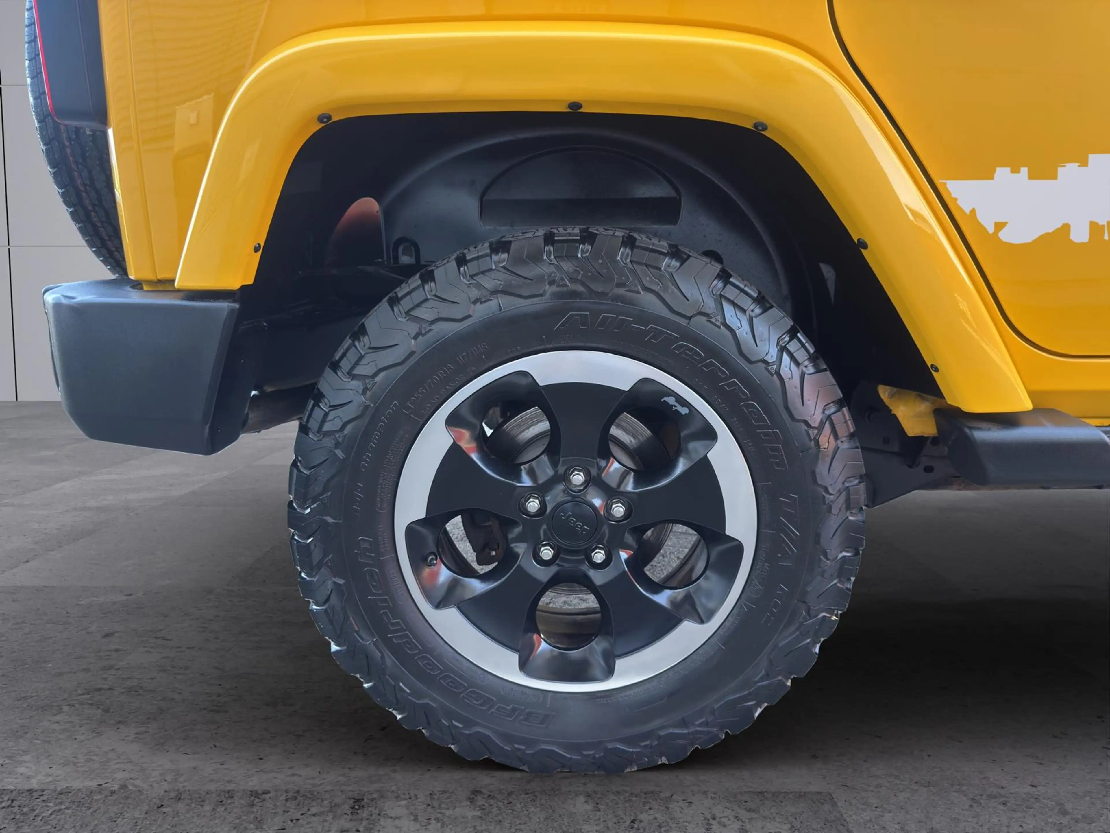 Jeep Wrangler SAHARA/Mountain X AEV WINDE BF GOODRICH LED XENON — photo 33