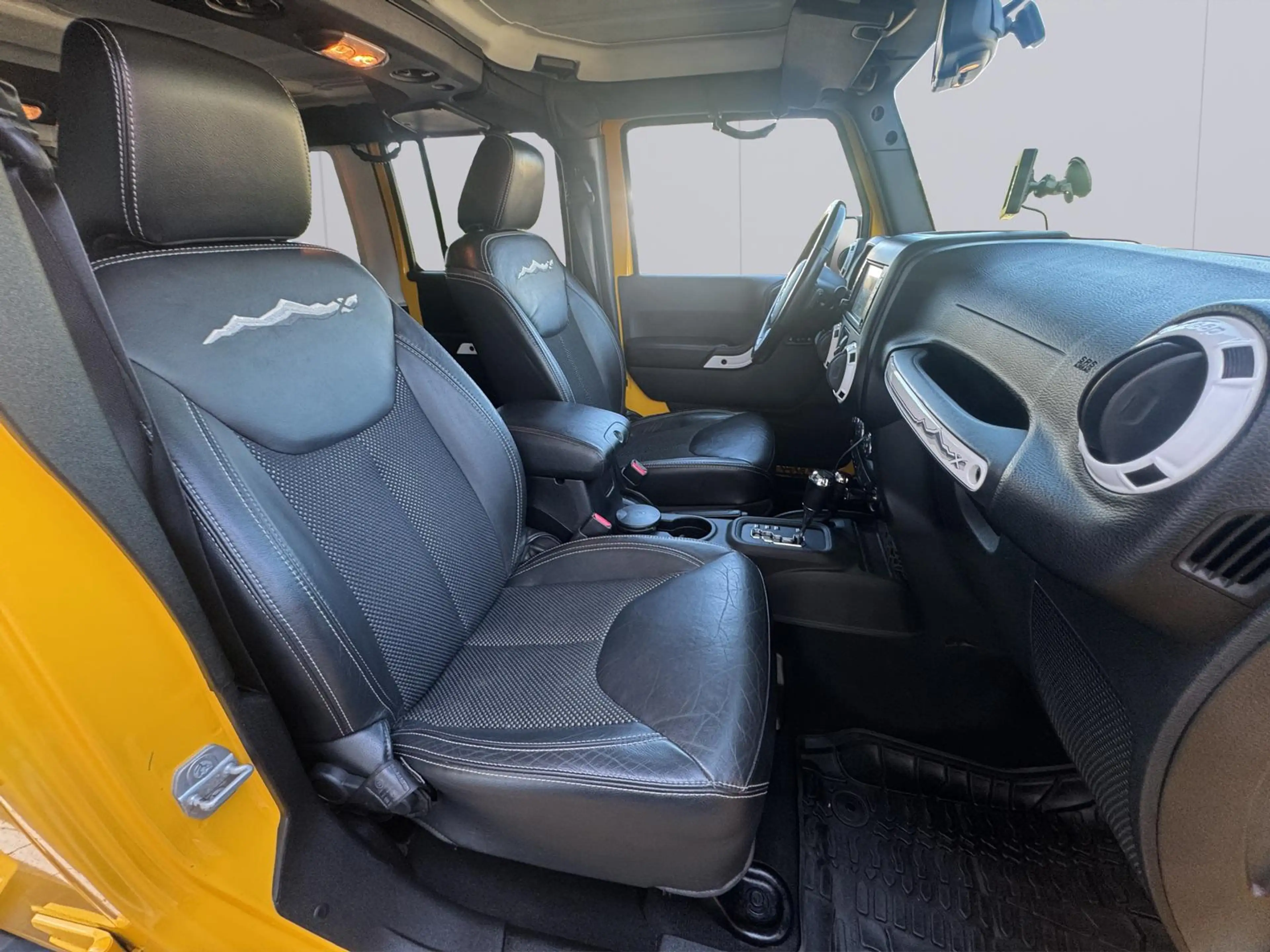 Jeep Wrangler SAHARA/Mountain X AEV WINDE BF GOODRICH LED XENON — photo 18