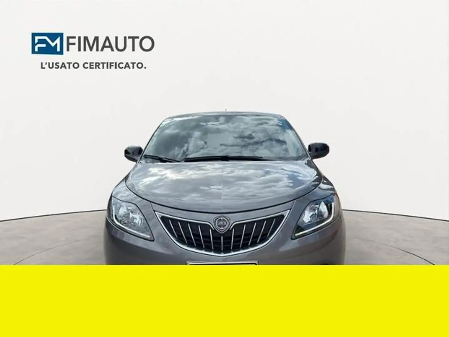 Lancia Ypsilon - 1