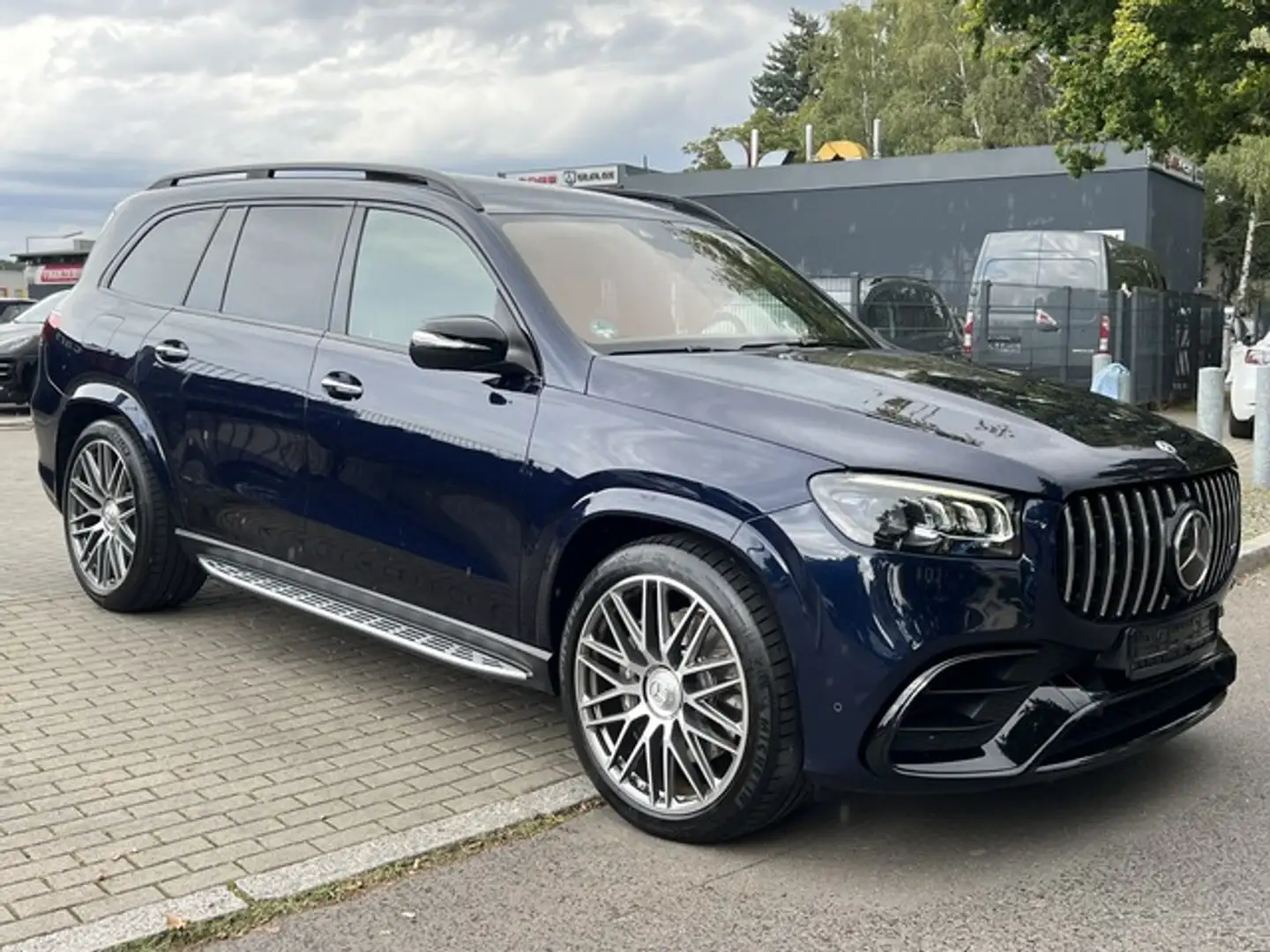 Mercedes-Benz GLS 63 AMG 4M 9G*7-SITZER*PANO*360*SOFT*AHK*23Z Blauw - 1