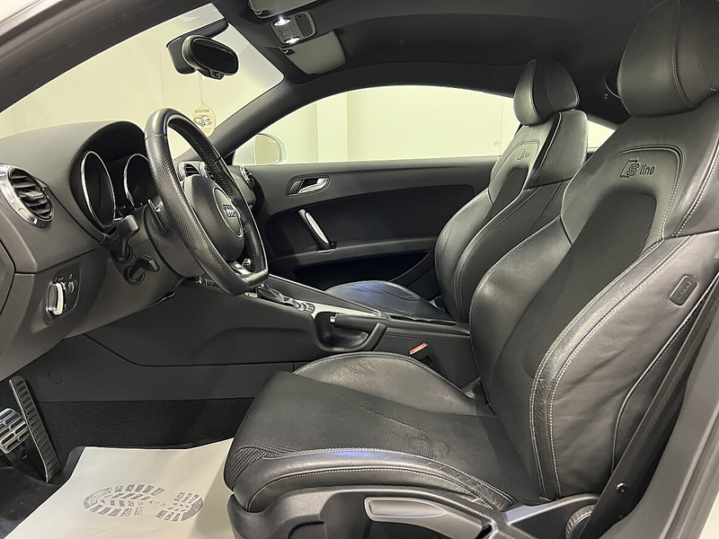 Audi TT Coupé 2,0 TFSI quattro S-tronic *S-Line*Tempomat* — photo 14