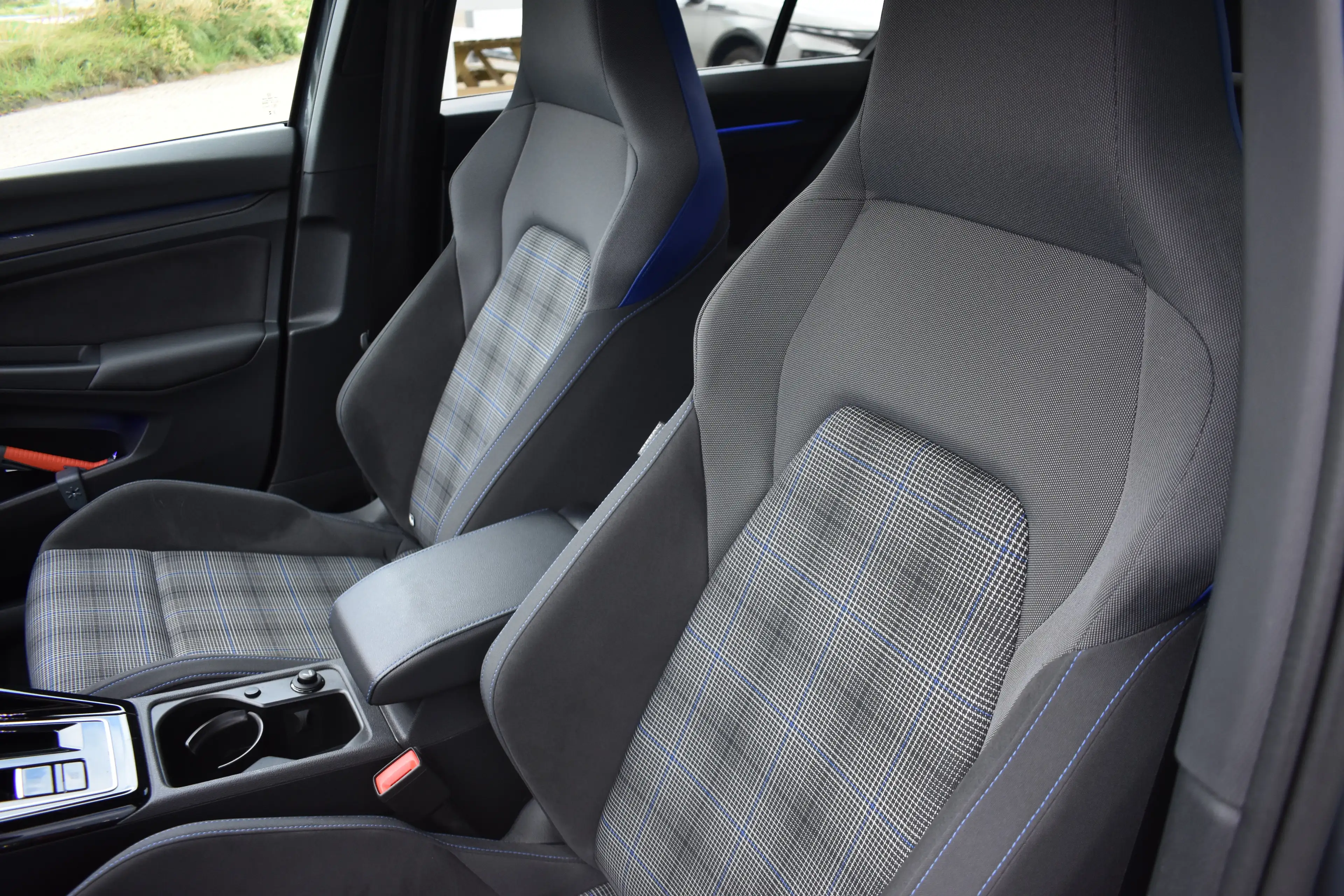 Volkswagen Golf GTE 1.4 eHybrid 245PK | NAVIGATIE | 18 INCH | STOEL + — photo 15