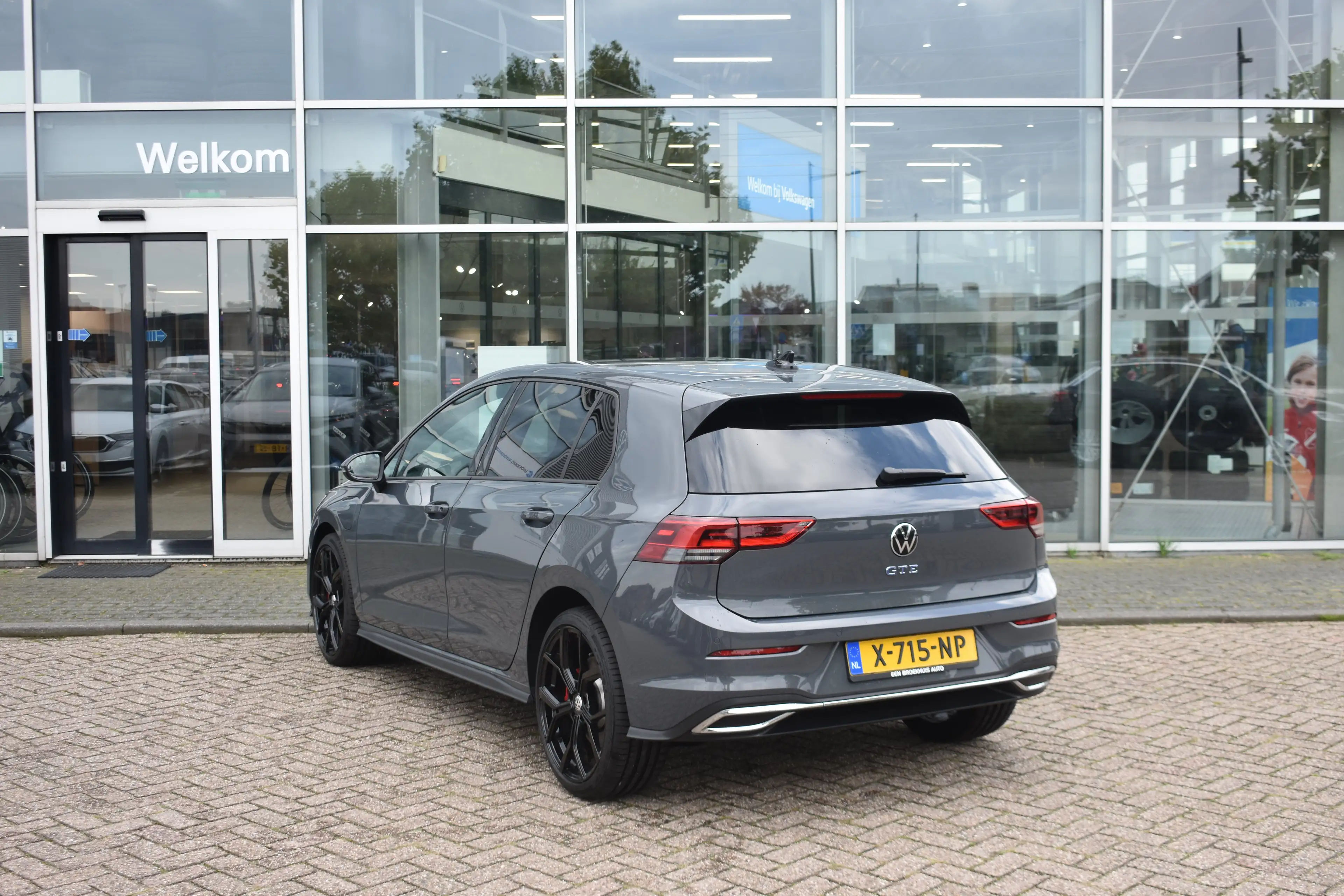 Volkswagen Golf GTE 1.4 eHybrid 245PK | NAVIGATIE | 18 INCH | STOEL + — photo 3