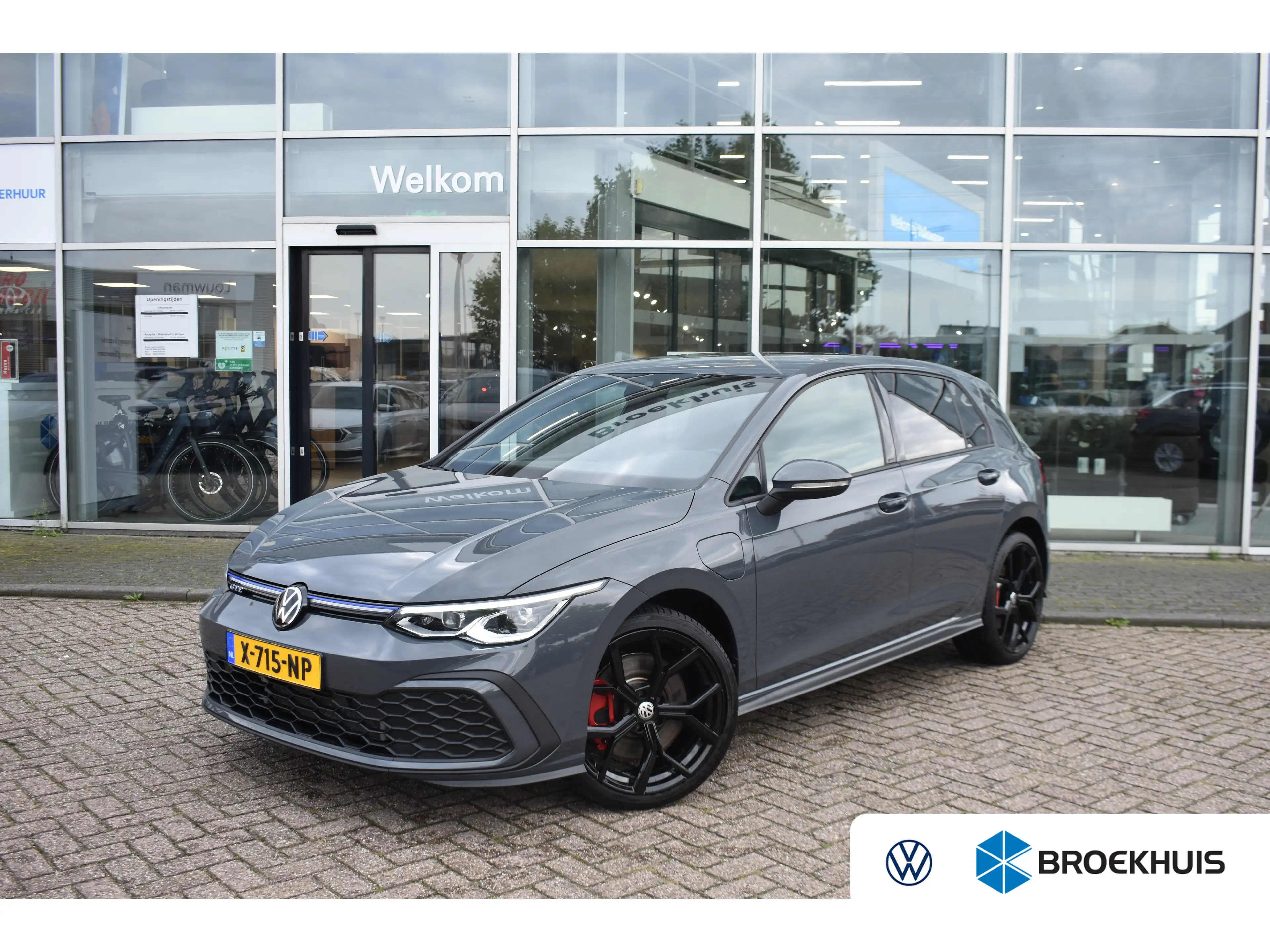 Volkswagen Golf GTE 1.4 eHybrid 245PK | NAVIGATIE | 18 INCH | STOEL +