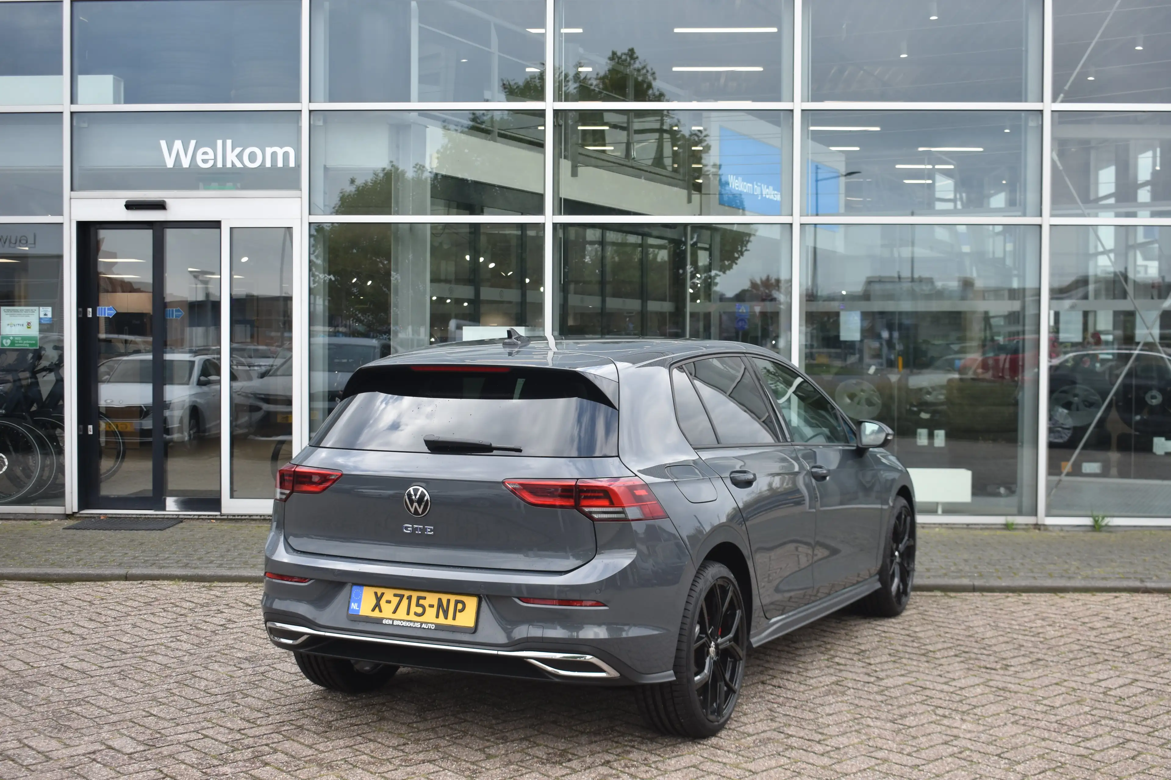 Volkswagen Golf GTE 1.4 eHybrid 245PK | NAVIGATIE | 18 INCH | STOEL + — photo 4