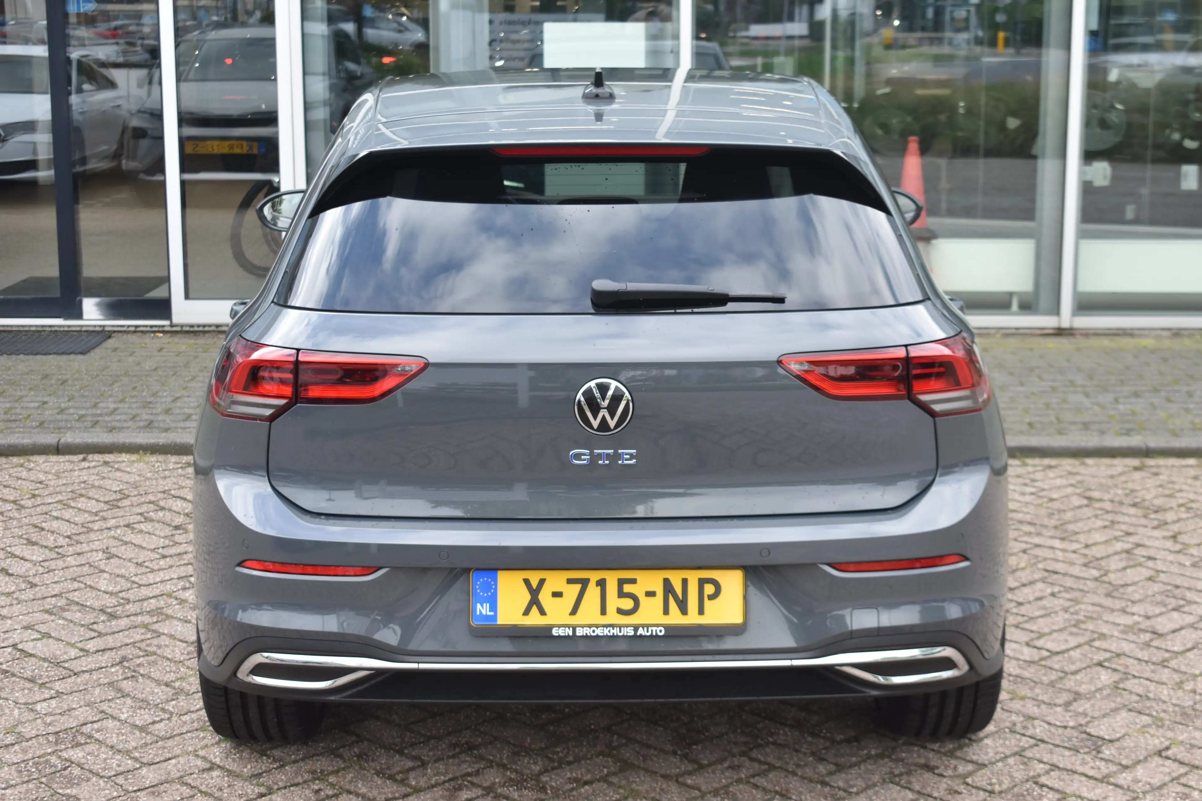 Volkswagen Golf GTE 1.4 eHybrid 245PK | NAVIGATIE | 18 INCH | STOEL + — photo 5