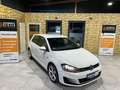 Volkswagen Golf GTI //AMBIENTE//NAVI//PDC//XENON//SHZ//8-FACH White - thumbnail 4
