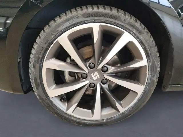 Seat Leon view 9