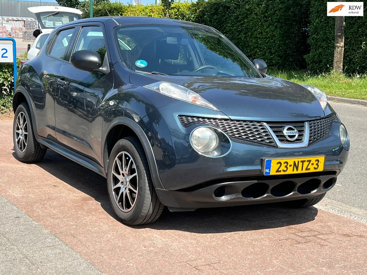 Nissan Juke 1.6 Visia Eco *NAP 89.736KM! | NETTE AUTO Blauw - 1