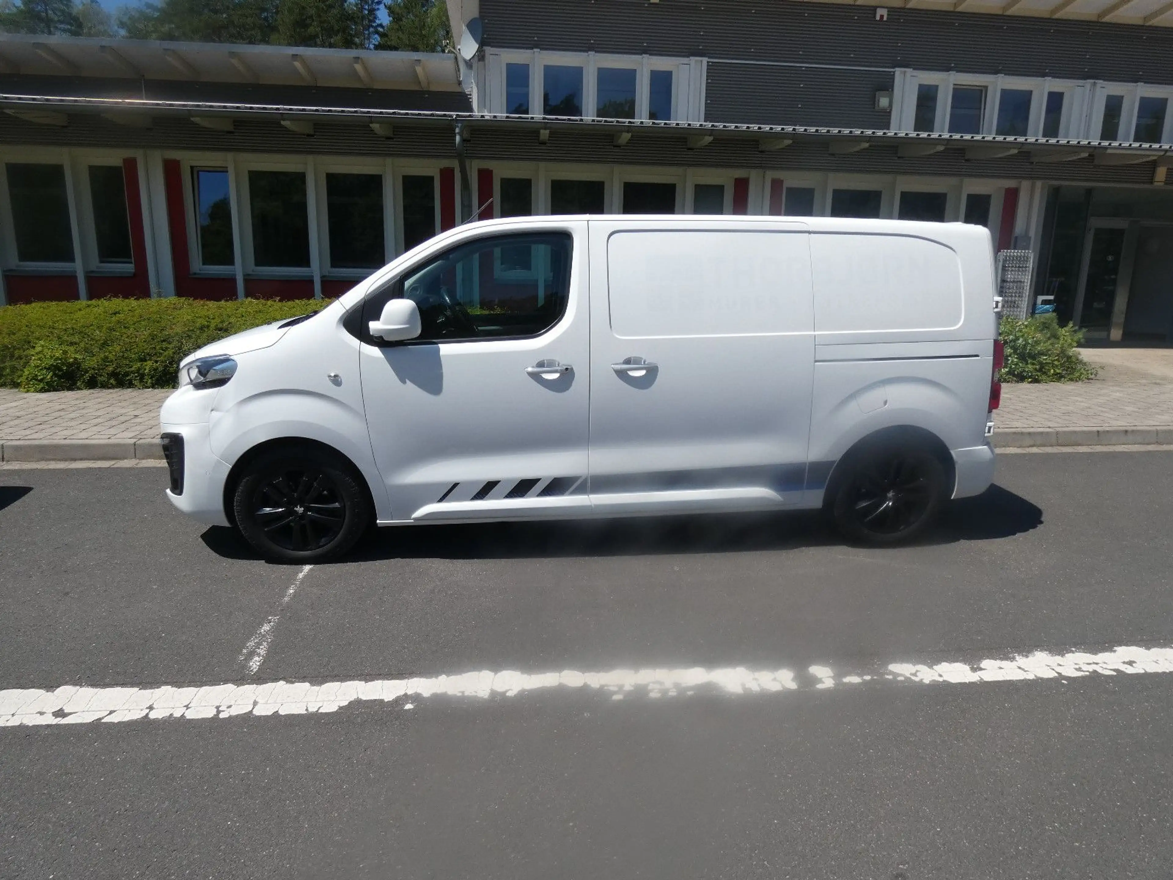Peugeot Expert Kasten Edition L2 Klima Temp. — photo 2