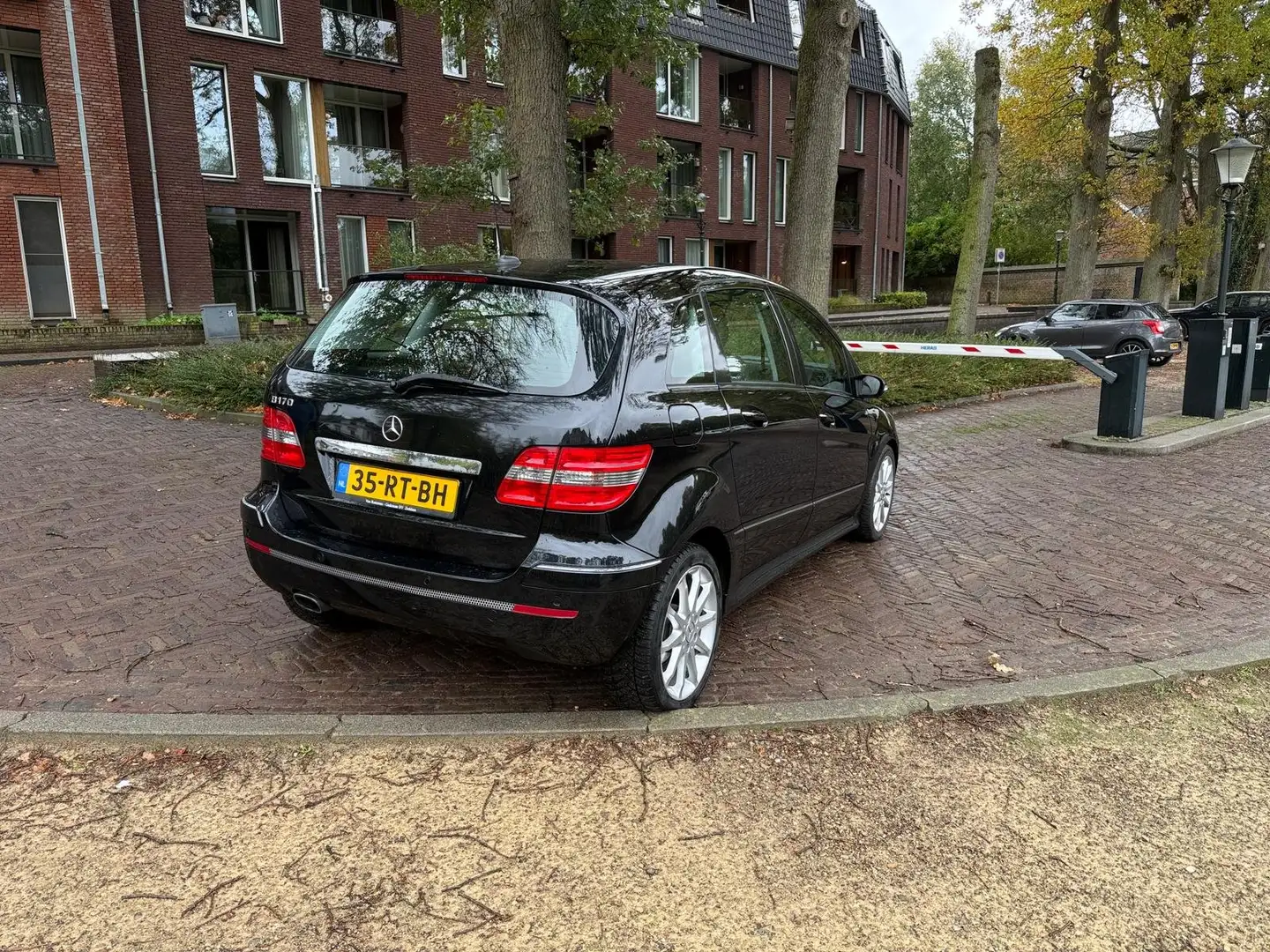 Mercedes-Benz B 170 B 170 | 2005 | Panoramadak | Parkeersensoren | Zwart - 2