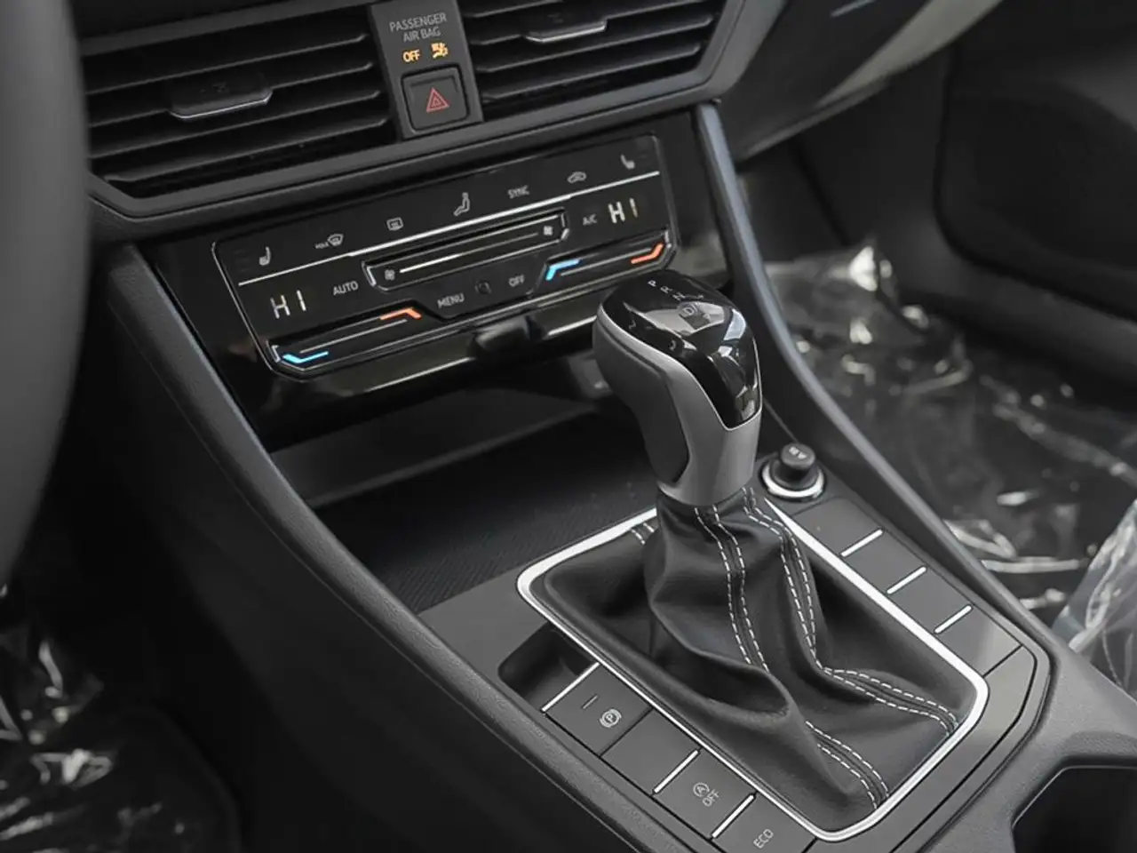 Volkswagen Jetta снимка Volkswagen Jetta