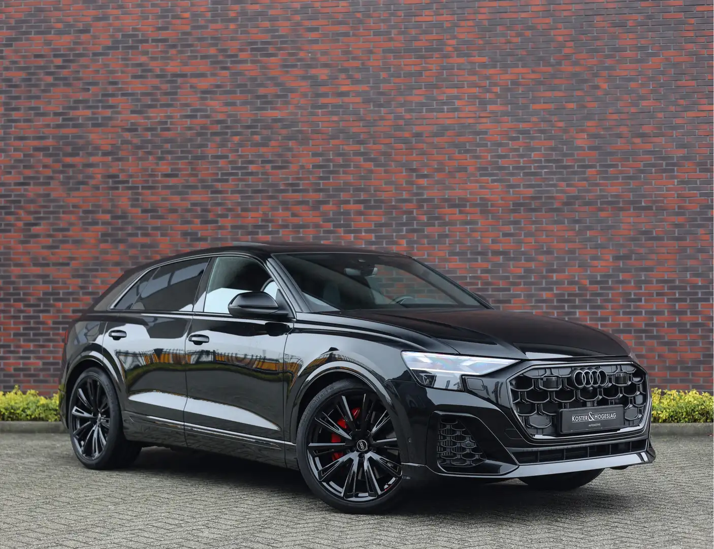 Audi Q8 60 TFSIe Quattro *Pano*Trekhaak*Matrix*B&O* Czarny - 1