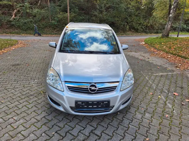 Opel Zafira B Edition*TOP*NEU TÜV*GEWAHR*