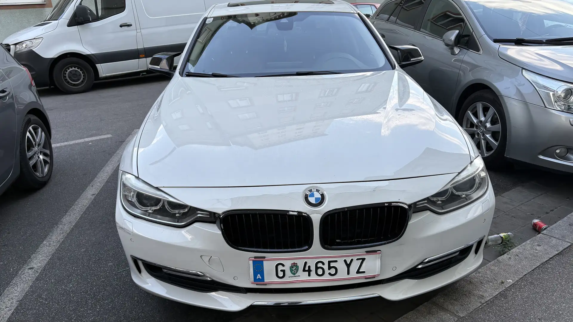 BMW 318 318d - 1