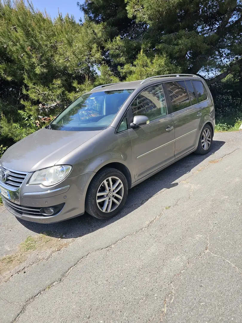 Volkswagen Touran 2.0 tdi Highline dsg dpf - 1