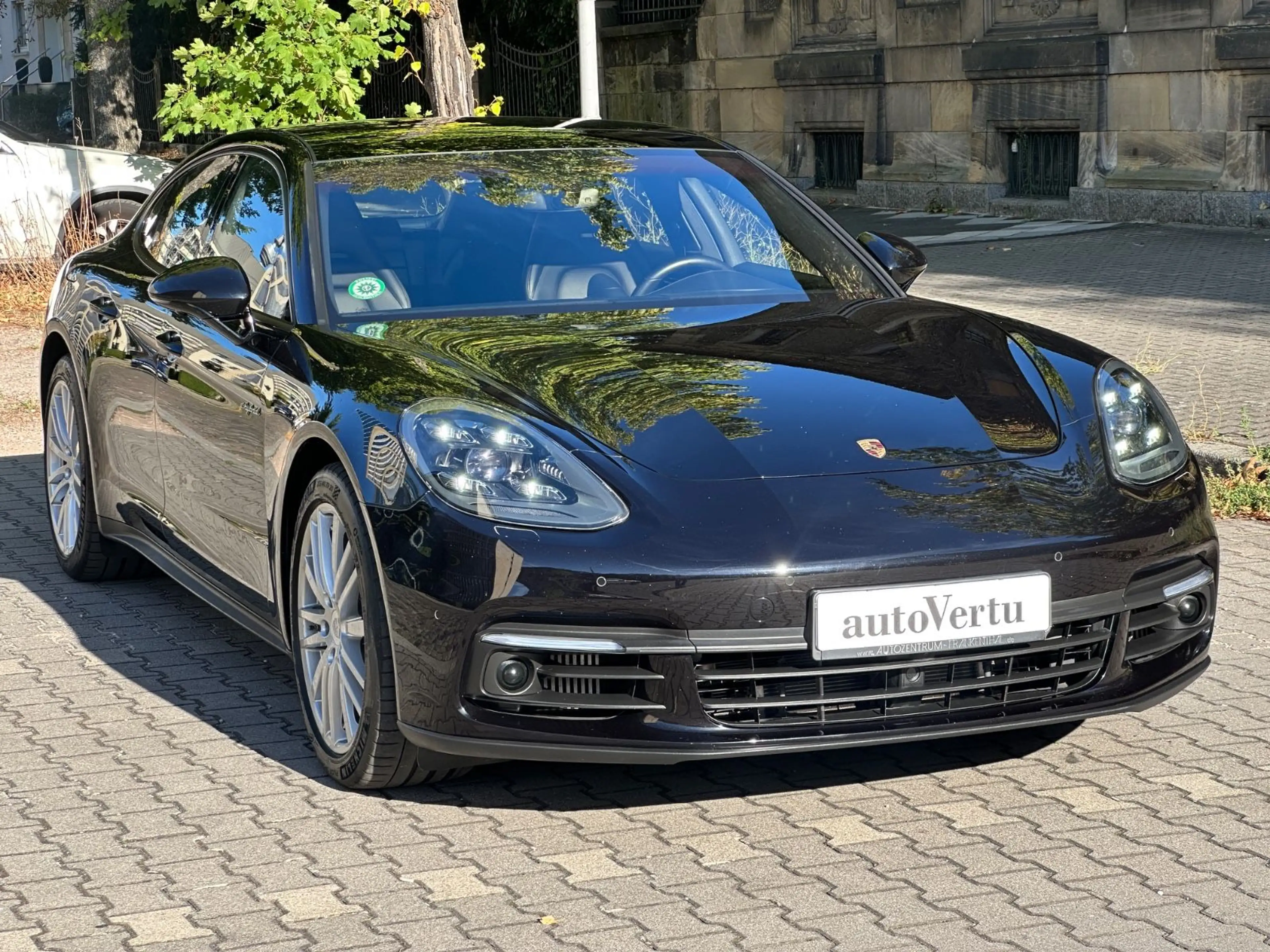 Porsche Panamera 4 E-Hybrid