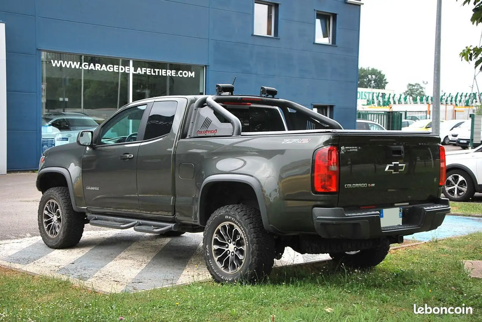 Chevrolet Colorado zr2 v6 3.6 Grau - 2